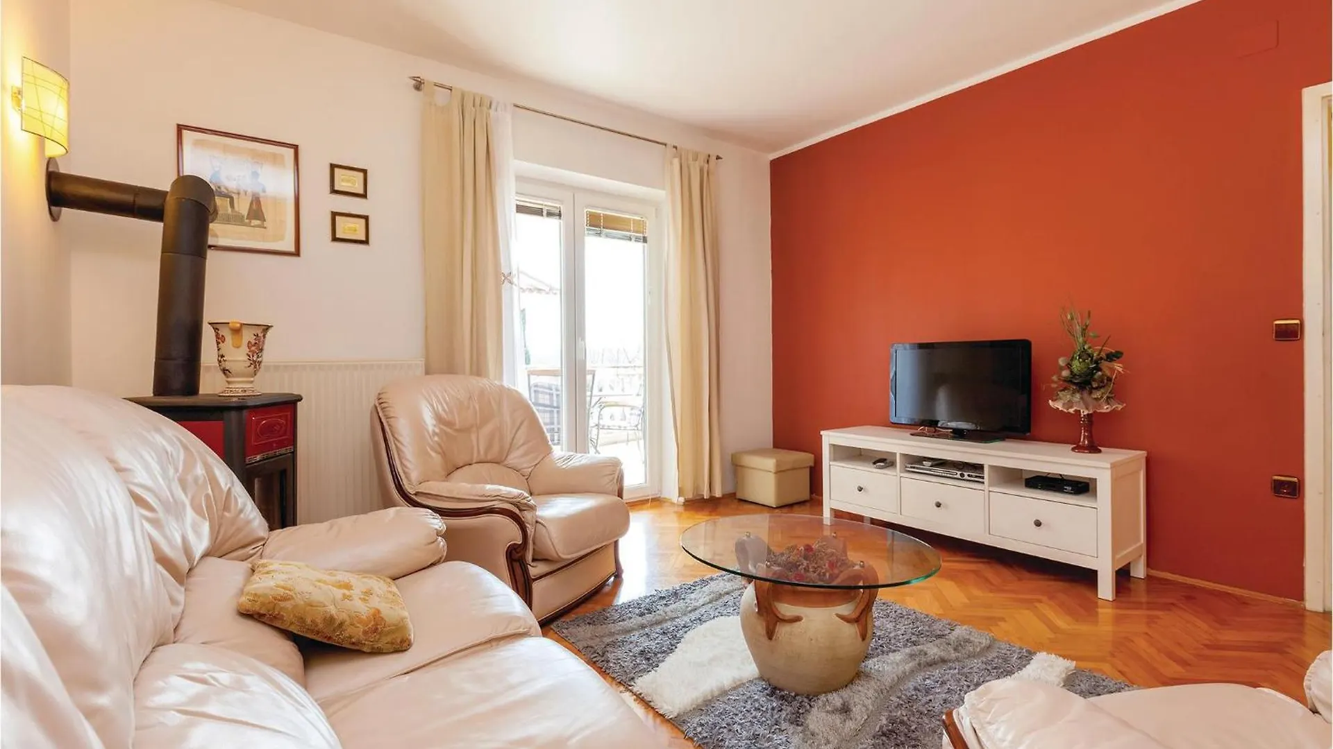 Stunning Apartment In Jadranovo With Wifi